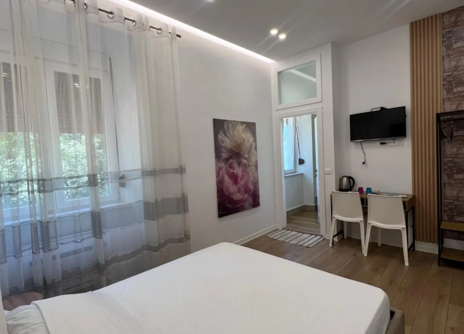 Blloku Room Moskat 1 Tirana Albania